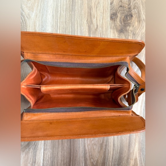 Tooled Leather Purse with Native American Chief Design - Picture 9 of 9